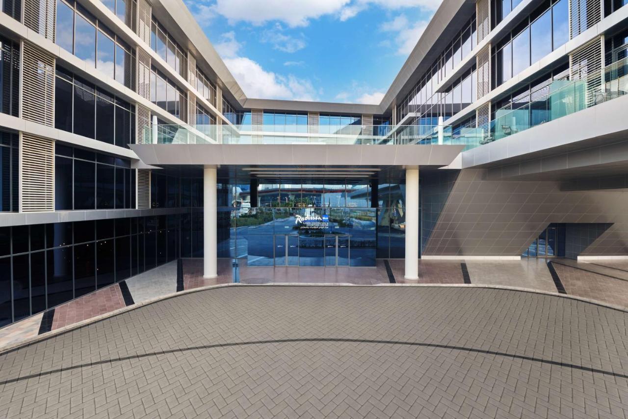 Radisson Blu Convention And Exhibition Center Hotel